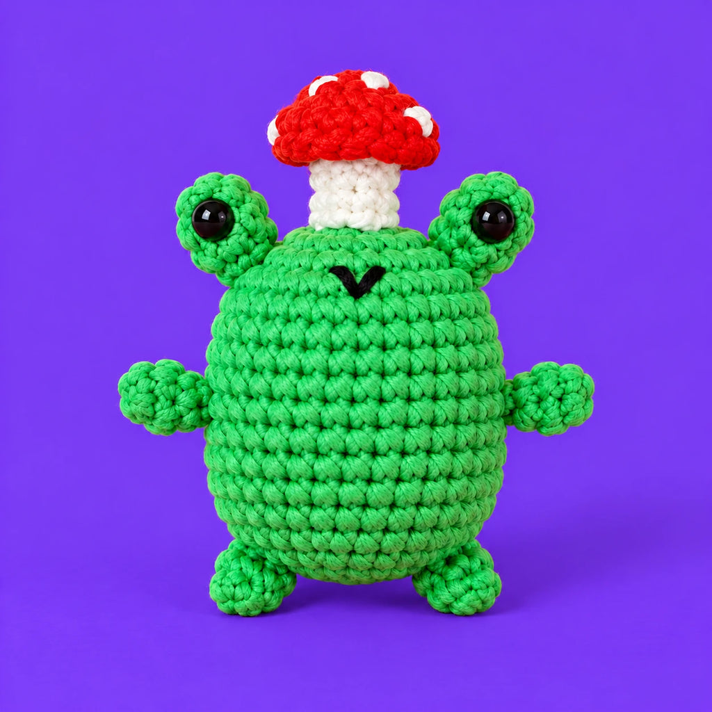 Zoé — Grenouille avec champignon au crochet — vue principale.