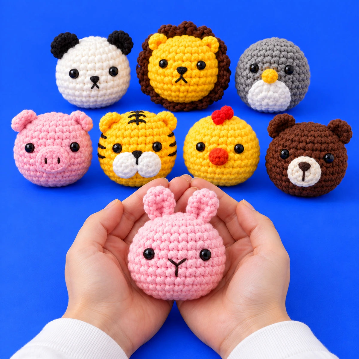 La bande de Pierre — Les huit porte-clés au crochet — présentation en main.