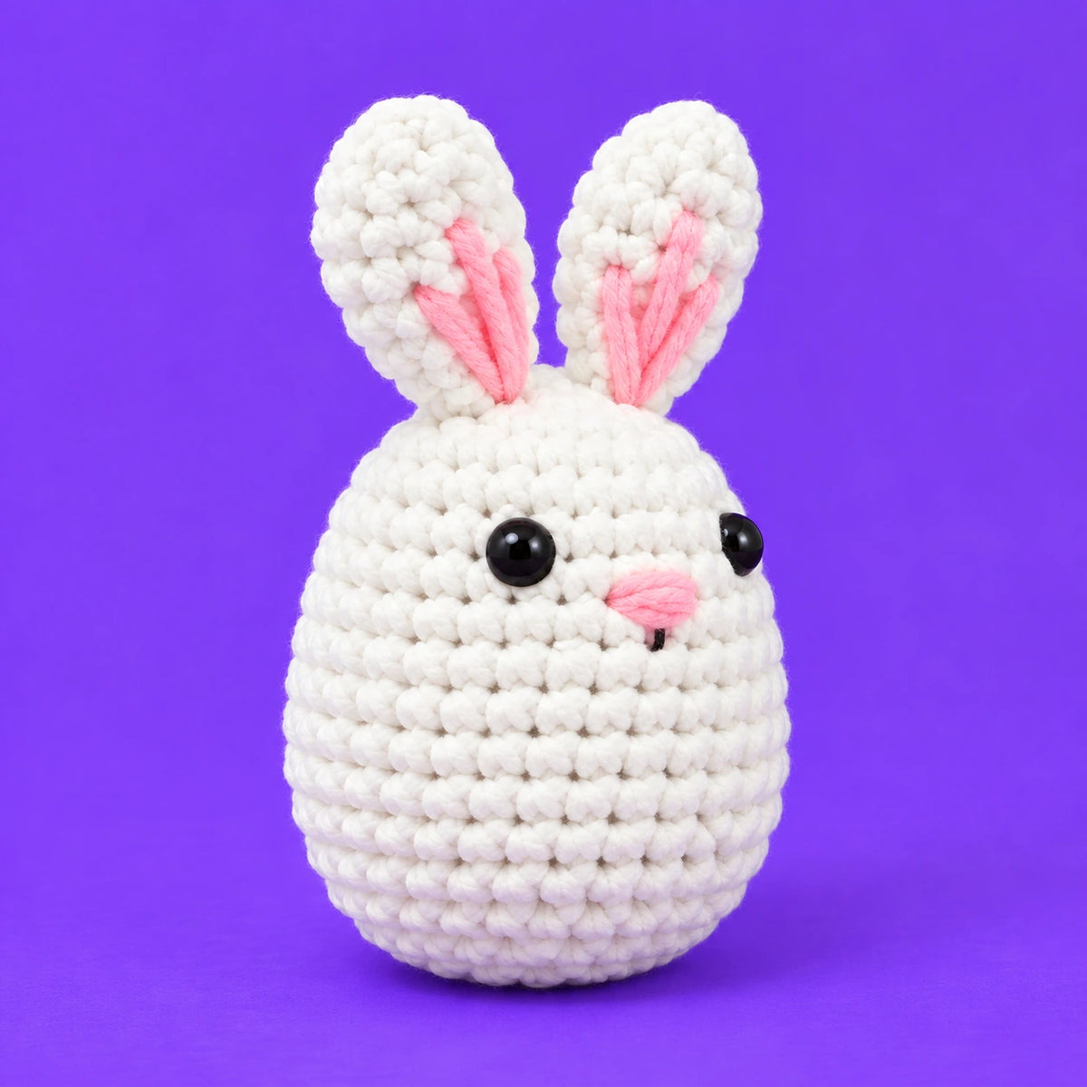 Lili — Le lapin blanc au crochet — vue complémentaire.