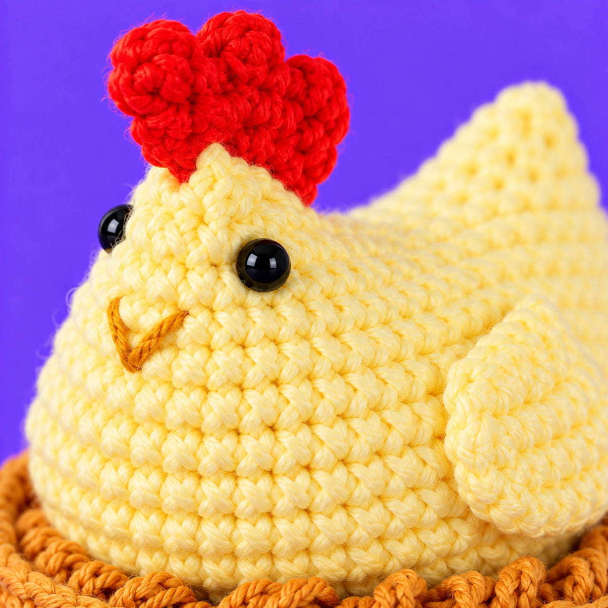 Colette — La poule au nid au crochet — détail des mailles.