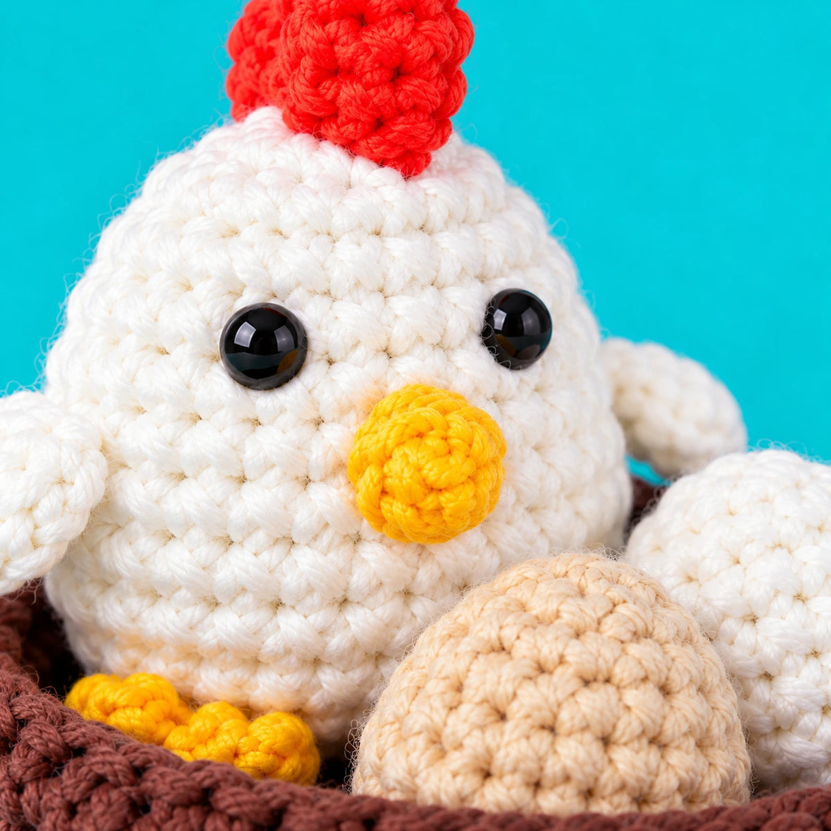 Paulette — La poule et ses œufs au crochet — détail des mailles.
