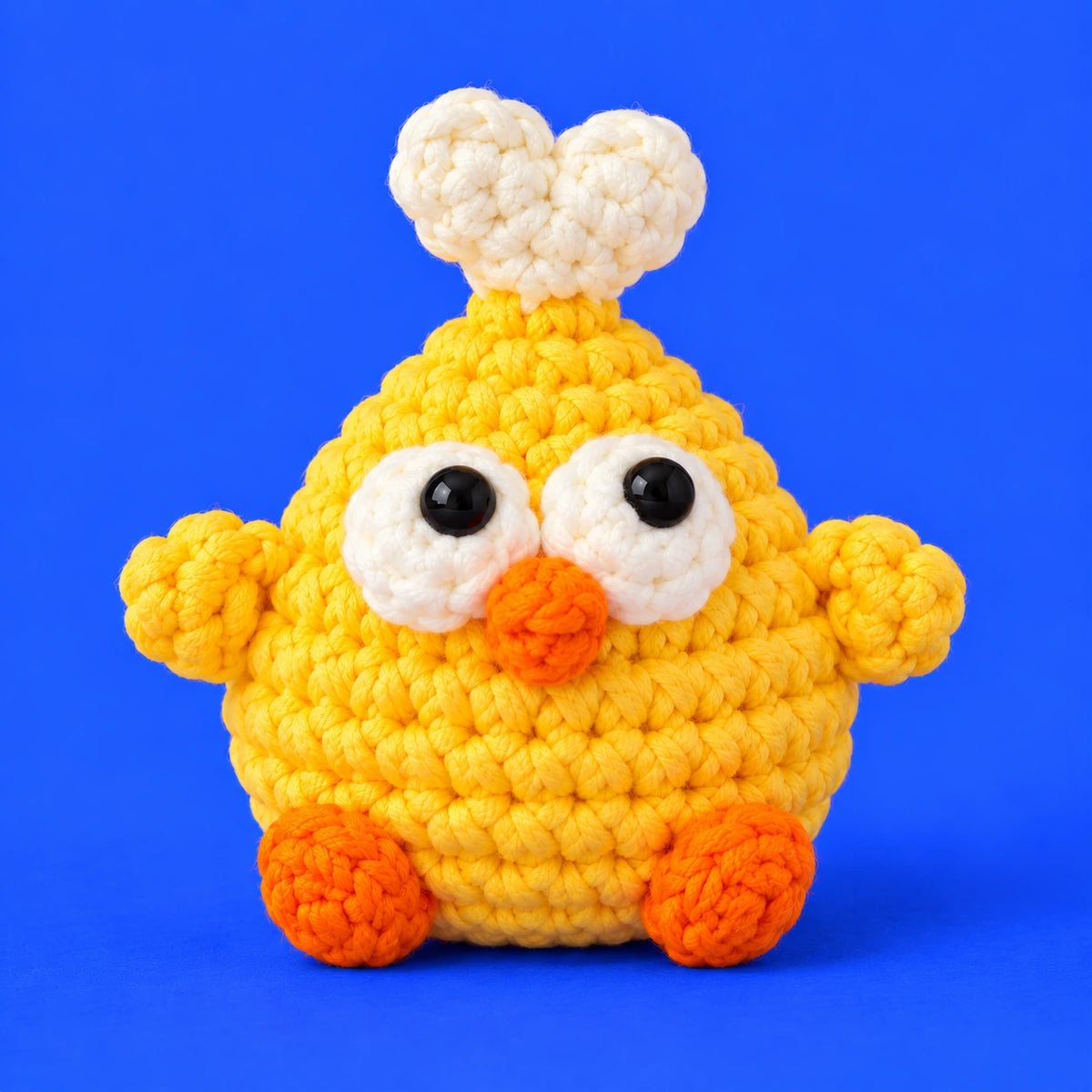 Robin — Le poussin cœur au crochet — vue principale.