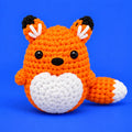 Gaspard — Le renard à queue blanche au crochet — vue principale.