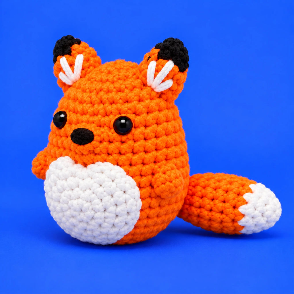 Gaspard — Le renard à queue blanche au crochet — vue complémentaire.